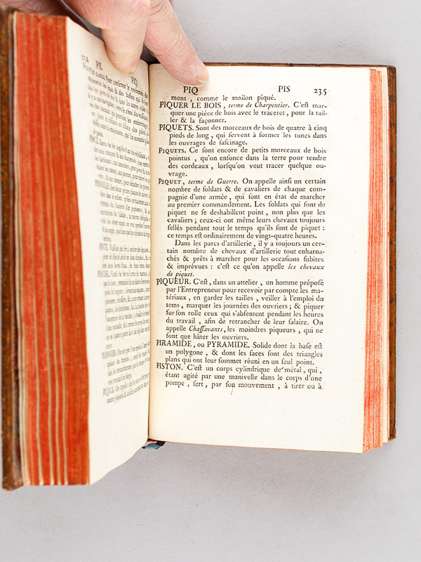 photo n°9 : Dictionnaire portatif de l'Ingénieur, où l'on explique les principaux termes des Sciences les plus nécessaires à un Ingénieur, scavoir : l'Arithmétique - L'Algèbre - La Géométrie - L'Architect