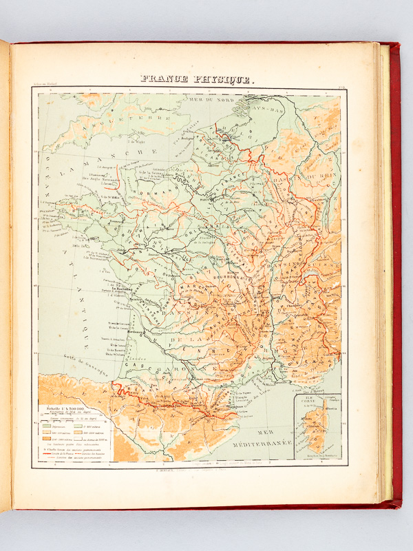 photo n°4 : Petit atlas de géographie en relief dressé sous la direction de Henri Mager.