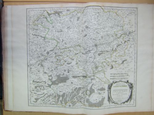 photo n°13 : [ Atlas de 89 cartes ] Cartes particulières de la France et des Environs ; jusqu'où s'estend l'ancienne Gaule ; par les Dioecèses de ses Archeveschés, & Eveschés, qui respondent aux Parties, Regions, Provinces, & Princip