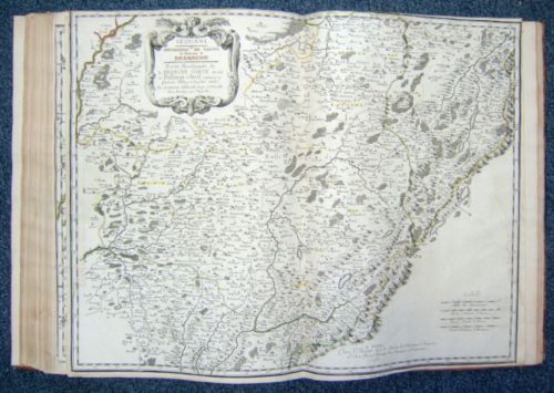 photo n°9 : [ Atlas de 89 cartes ] Cartes particulières de la France et des Environs ; jusqu'où s'estend l'ancienne Gaule ; par les Dioecèses de ses Archeveschés, & Eveschés, qui respondent aux Parties, Regions, Provinces, & Princip