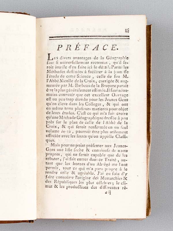 photo n°12 : Traité de la Géographie moderne.