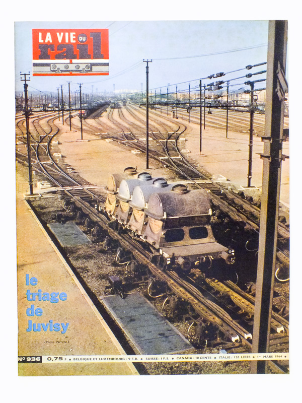 photo n°3 : La Vie du Rail [ lot de 11 numéros avec des articles relatifs aux chemins de fer, réseau Paris Sud-Ouest ] : n° 399 banlieue sud-ouest, la gare d'Étampes (mai 1953) ; n° 757 renouvellements de voies entre Brétigny et &E