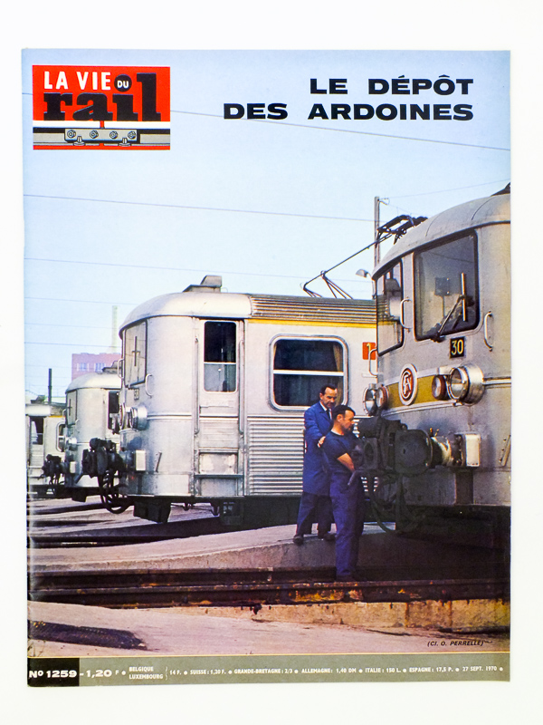 photo n°7 : La Vie du Rail [ lot de 11 numéros avec des articles relatifs aux chemins de fer, réseau Paris Sud-Ouest ] : n° 399 banlieue sud-ouest, la gare d'Étampes (mai 1953) ; n° 757 renouvellements de voies entre Brétigny et &E