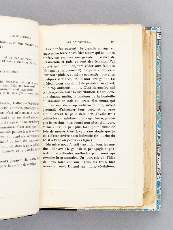 photo n°8 : Des Souvenirs... [ Livre dédicacé par l'auteur à Lucien Descaves ]