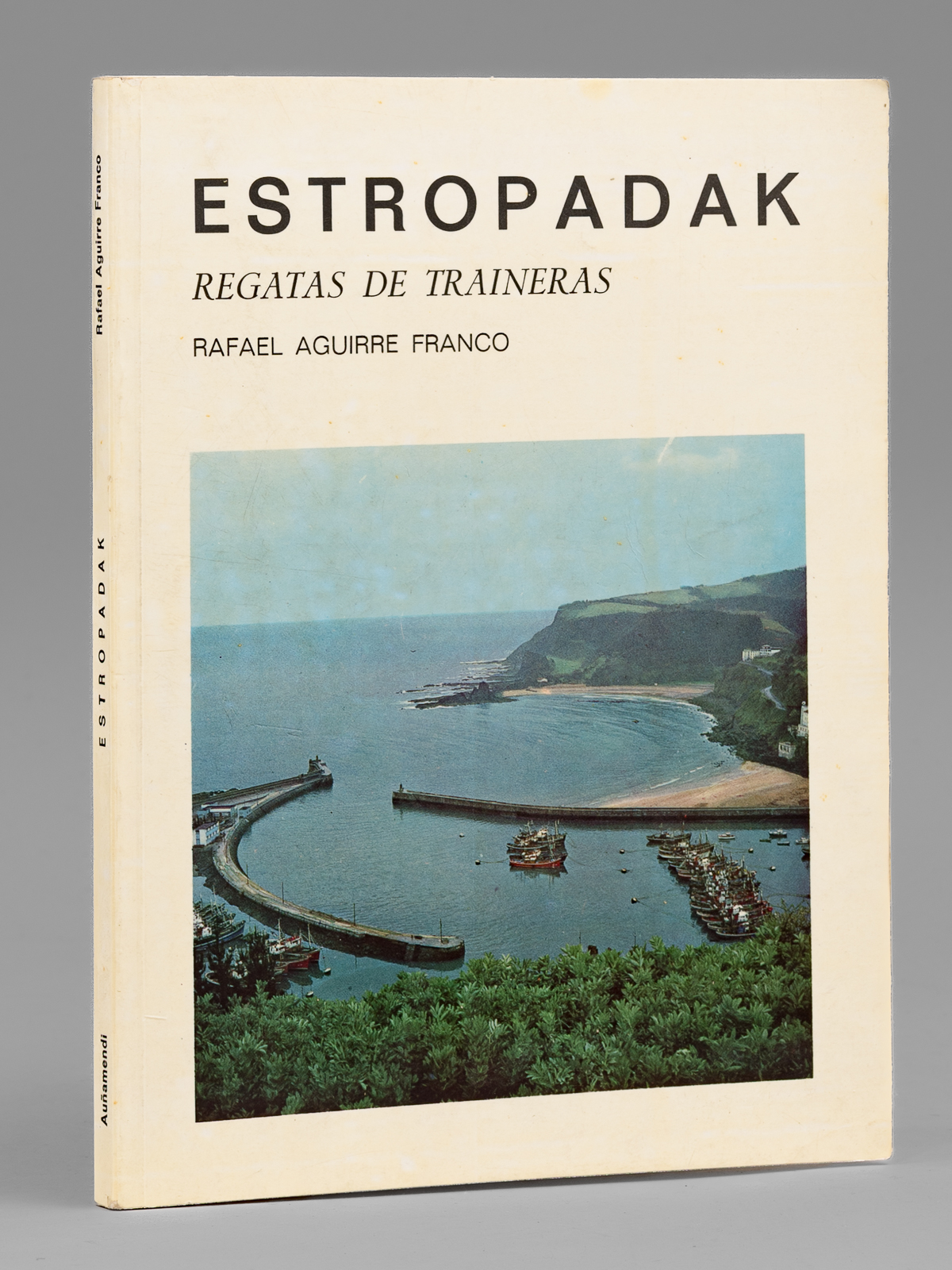 photo n°8 : Estropadak. Regatas de Traineras [ Livre dédicacé par l'auteur ]
