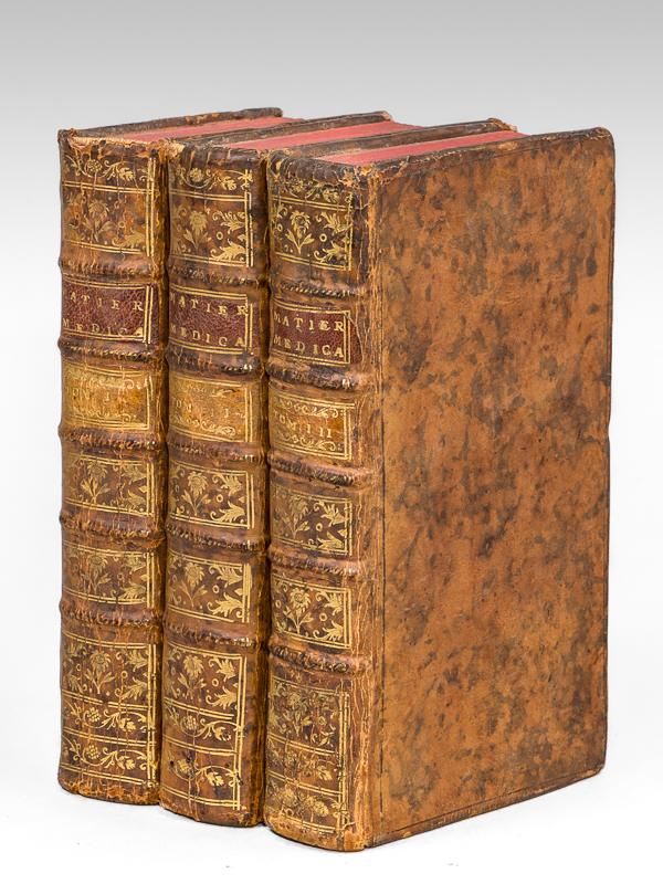 photo n°12 : Suite de la Matière Médicale de M. Geoffroy. Règne Animal (Tomes 1, 2 et 3 ) Tome I : Première Classe : Des Insectes ; Tome II : Partie I : Seconde Classe. Des Poissons. Partie II : Troisième Classe. Des Amphibies ; Tome