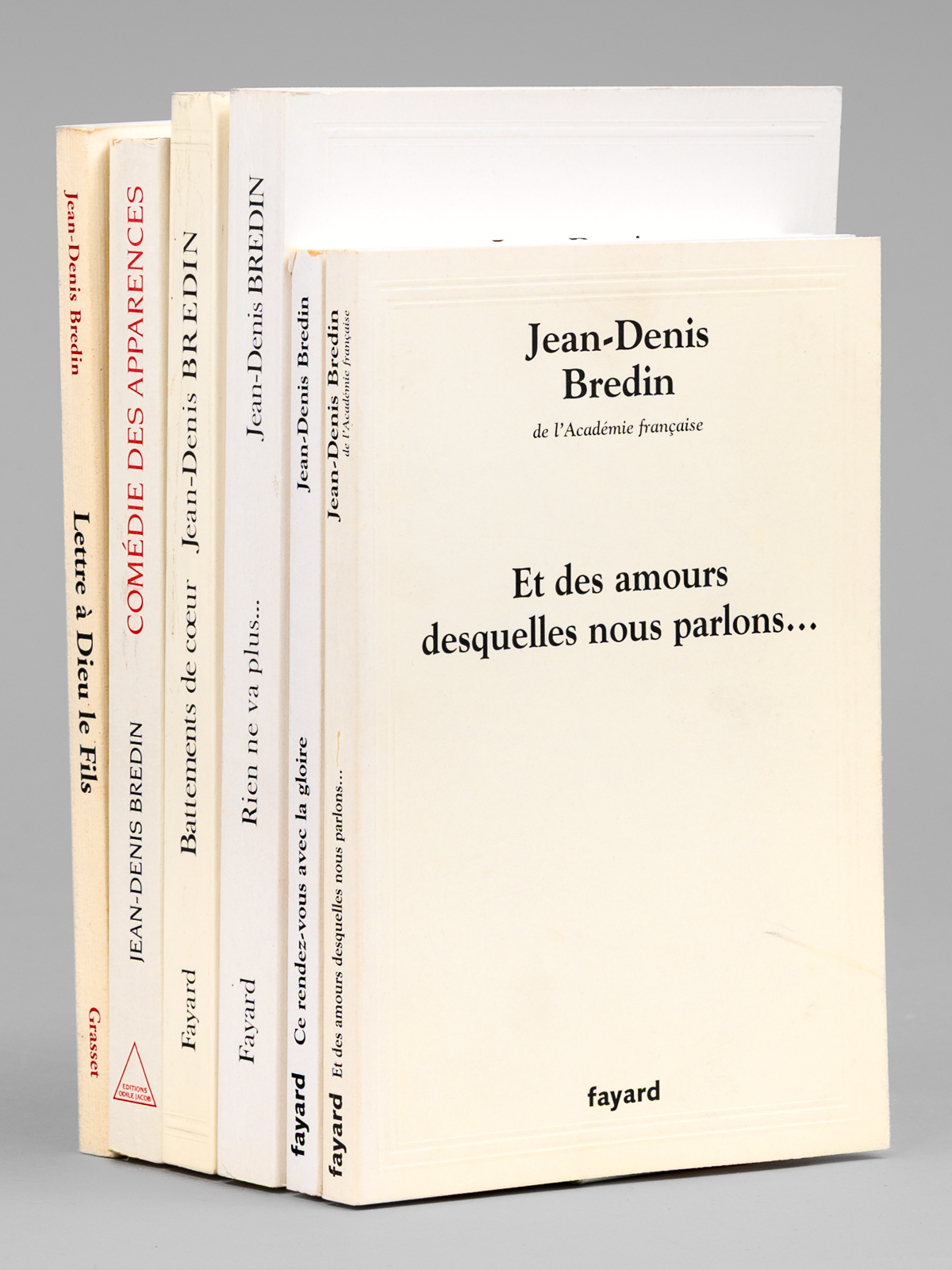 photo n&deg;11 : [ Lot de 6 ouvrages d&eacute;dicac&eacute;s par l'auteur &agrave; Maurice Druon ] Et des amours desquelles nous parlons... - Ce rendez-vous avec la gloire - Rien ne va plus... Nouvelles - Battements de coeur - Com&eacute;die des Apparences - Lettre &agrav