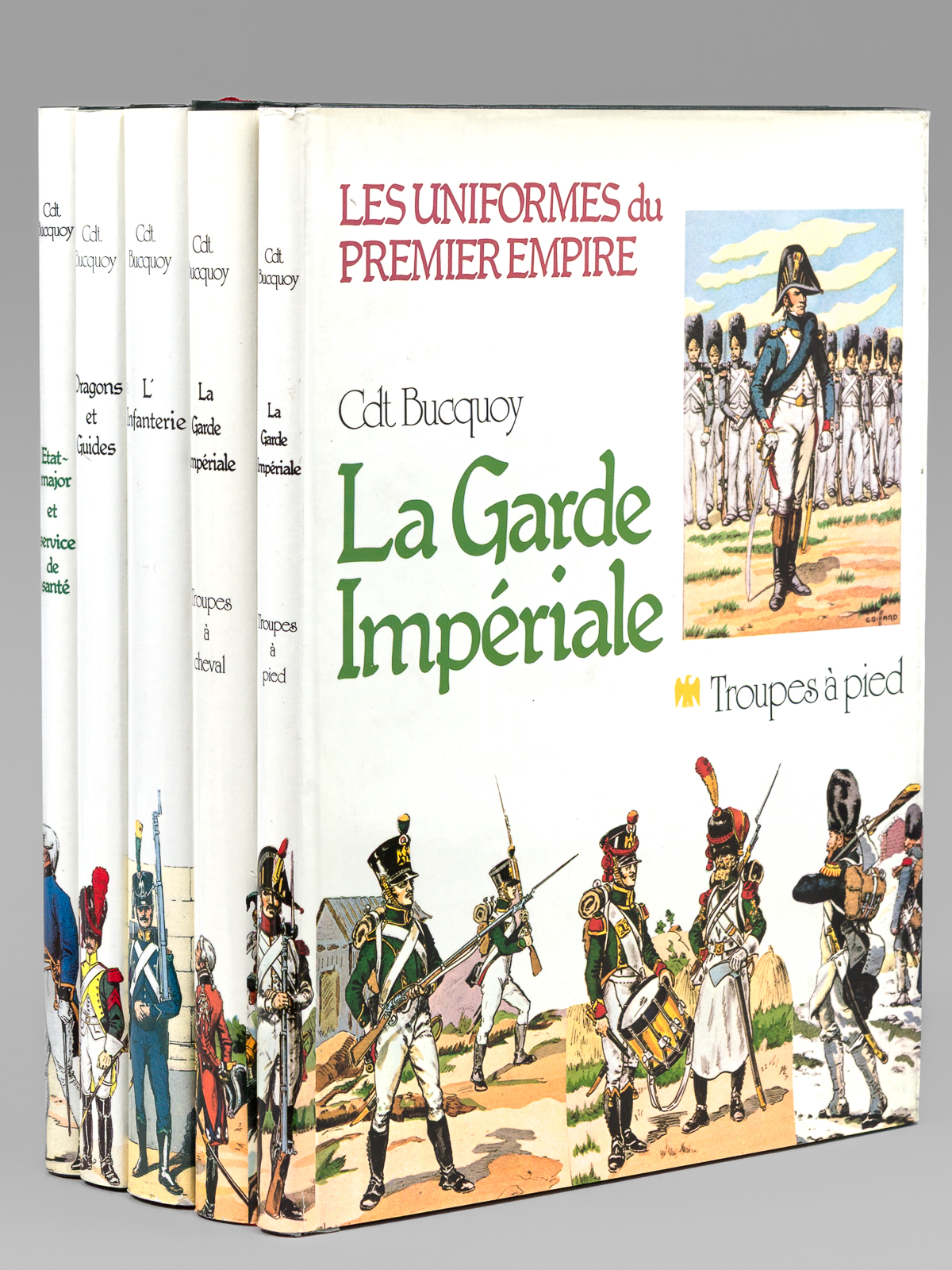 photo n°10 : Les Uniformes du Premier Empire.  La Garde Impériale. Troupes à Pied - La Garde Impériale. Troupes à Cheval - L'Infanterie de ligne et l'infanterie légère -  Dragons et Guides d'Etat-Major - Etat-Major et Service