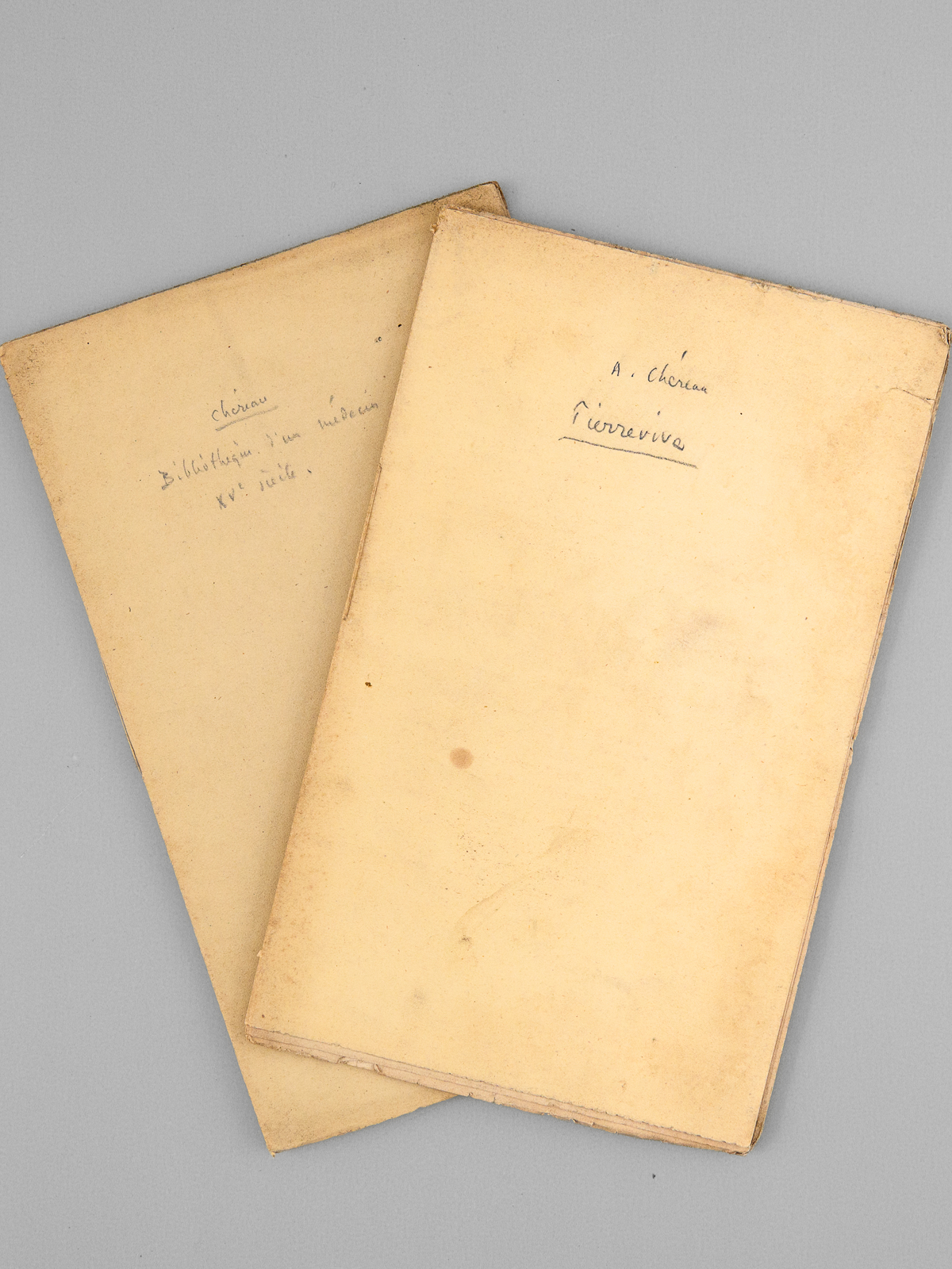 photo n°9 : Jean-Michel de Pierrevive Premier Médecin de Charles VIII Roi de France et le Mystère de la Passion [On joint :] La Bibliothèque d'un Médecin au commencement du XVe siècle