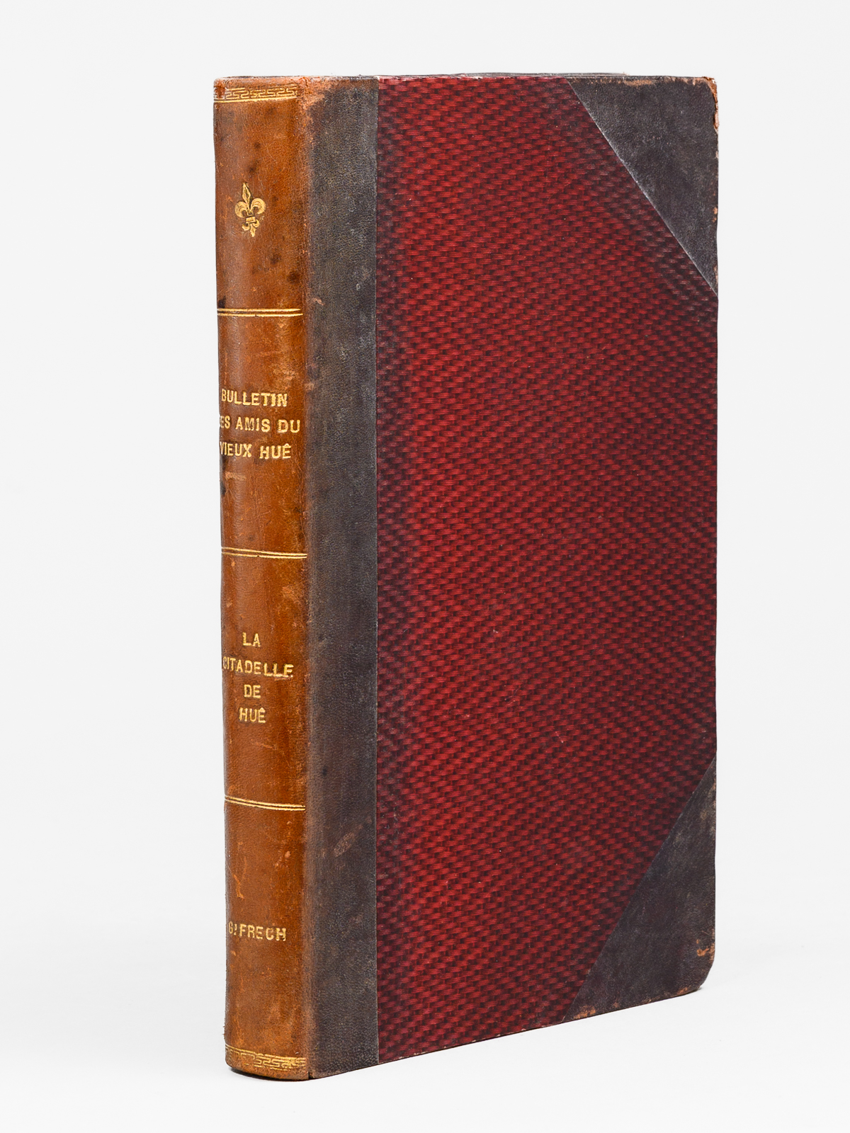 photo n&deg;19 : La Citadelle de Hu&eacute;. Cartographie. Onomastique [ Edition originale - Livre d&eacute;dicac&eacute; par les auteurs ]