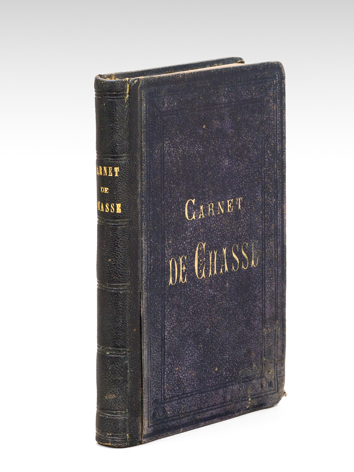 photo n°12 : Carnet de Chasse illustré. Guide portatif du Chasseur publié sous le patronage du Journal Le Sport  Sommaire : Vénerie française - Le Personnel - Chasse à tir - Géographie cynégétique de la France -
