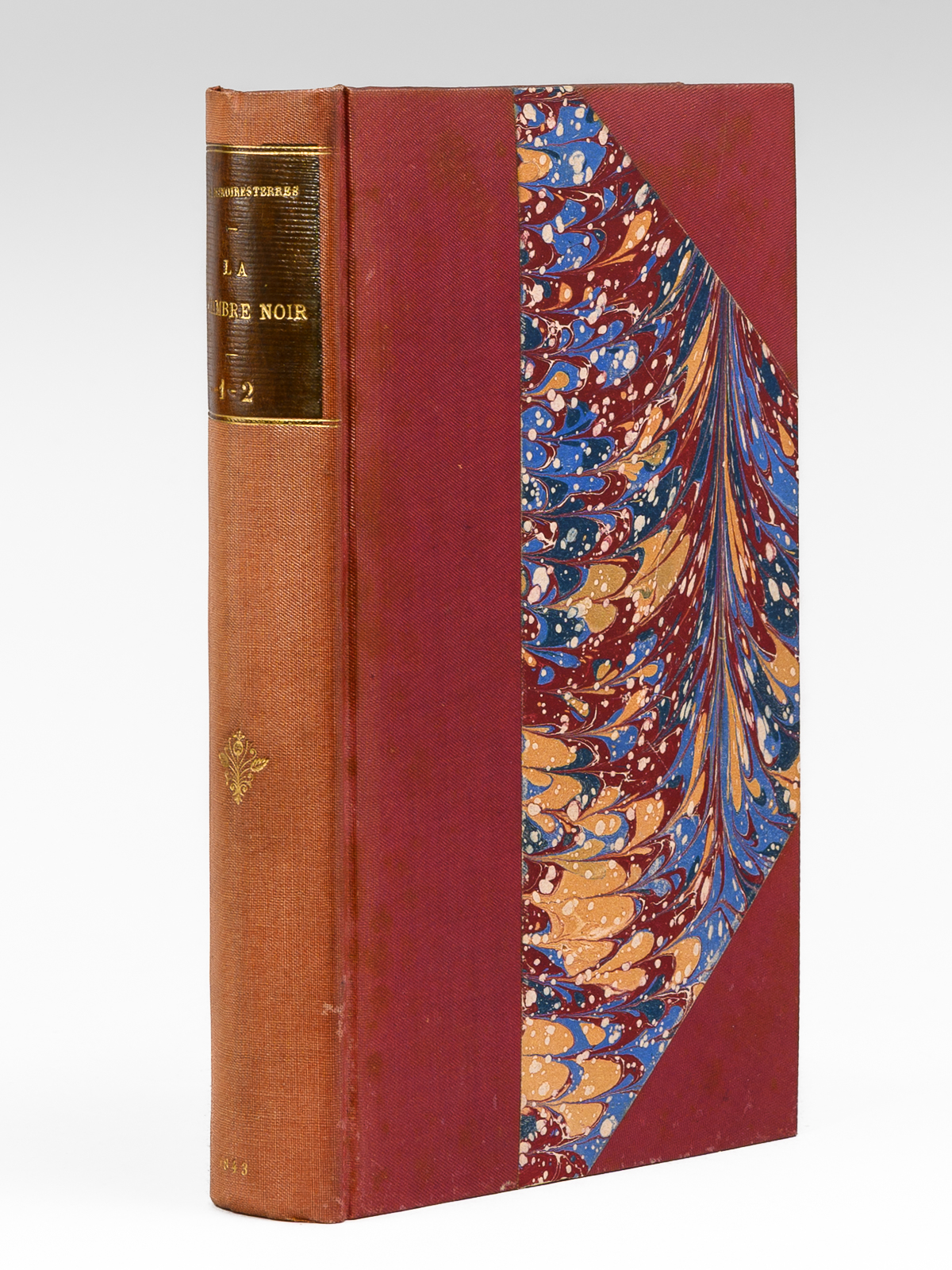 photo n&deg;9 : La Chambre Noire (2 Tomes - Complet) [ Edition originale ] [Contient : ] Un P&egrave;re &eacute;go&iuml;ste - L'&eacute;l&egrave;ve de Philosophie - Le Notaire amoureux - La Barricade Sainte-Apolline