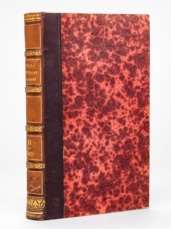 photo n°14 : Revue de Bretagne et de Vendée. Année 1862. Sixième Année. Premier semestre (Tome I, Tome XI de la collection) [ Edition originale ] [ Contient notamment : ] La Cornouaille au temps du roi Grallon ; Mobilier d'un Gentilhomme et