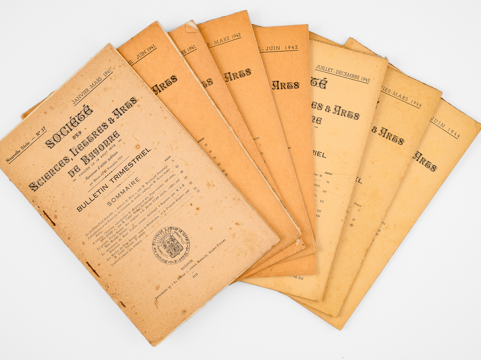 photo n&deg;12 : Soci&eacute;t&eacute; des Sciences, Lettres & Arts de Bayonne - Bulletin trimestriel [ Lot de 8 num&eacute;ros parus sous l'Occupation ] n&deg; 37 Janvier-Mars 1941 ; n&deg; 38 Avril-Juin 1941 ; n&deg; 39 Juillet-D&eacute;cembre 1941 ; n&deg; 40 Janvier-M