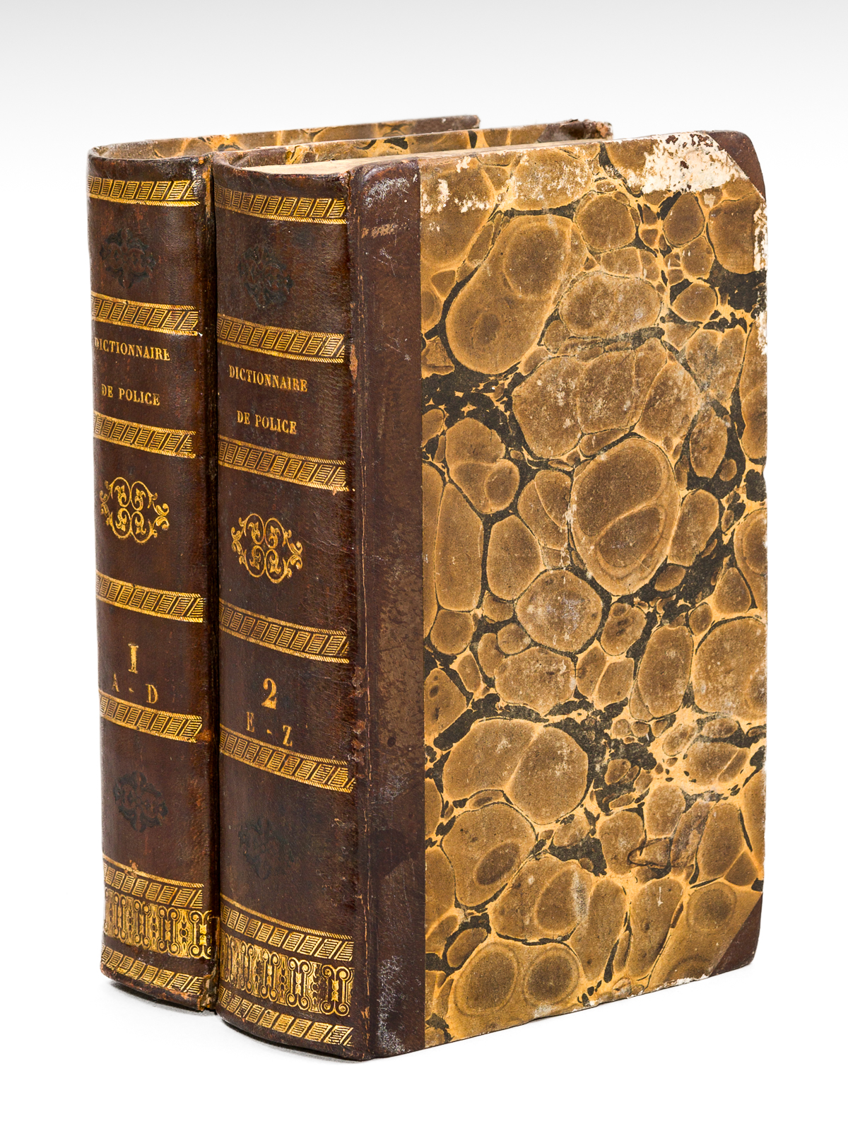 photo n°13 : Nouveau Dictionnaire de Police ou Recueil analytique et raisonné des lois, ordonnances, règlements et instructions concernant la Police judiciaire et administrative en France (2 Tomes - Complet). Précédé d'une introducti