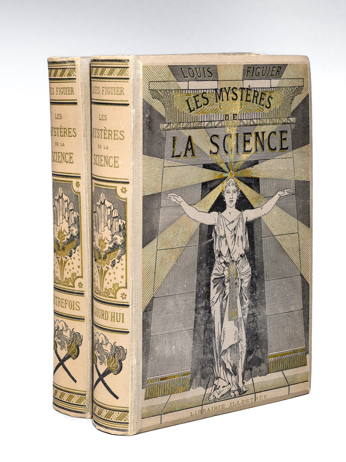 photo n°12 : Les Mystères de la Science (2 Tomes - Complet) I : Autrefois : Devins et Thaumaturges dans l'Antiquité - Les Epidémies démoniaques du Moyen Age et de la Renaissance - Les Possessions diaboliques au XVIIe siècle - Les Dia
