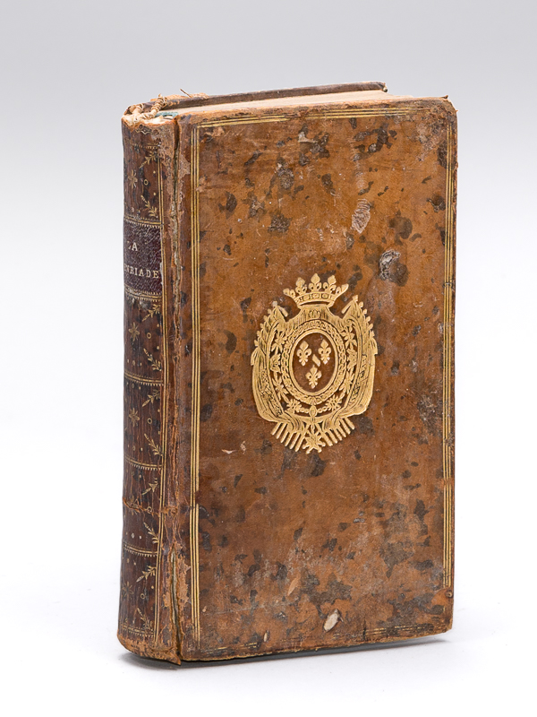 photo n°10 : La Henriade de Voltaire, en dix chants, traduite en vers latins par De Caux de Cappeval, au service de la Cour Palatine [ Exemplaire aux armes de Louis-Joseph de Bourbon-Condé ] Voltarri Henriados Libri decem, Latinis versibus redditi : Autore Cacl