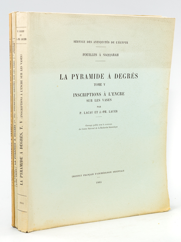 photo n°12 : Fouilles à Saqqarah. La Pyramide à Degrés (Tomes IV et V) Tome IV : Inscriptions gravées sur les Vases. 1er fascicule : Planches ; 2e Fascicule : Texte ; Tome V : Inscriptions à l'Encre sur les Vases