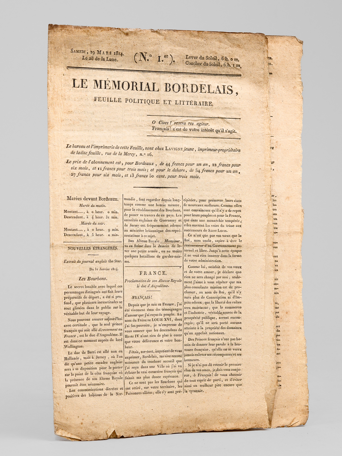 photo n&deg;7 : Le M&eacute;morial Bordelais. Feuille Politique et Litt&eacute;raire. Samedi 19 Mars 1814 (Num&eacute;ro 1) [ On joint :] Dimanche 20 mars (Num&eacute;ro 2) [ Editions originales] [ Contient : ] 'Nouvelles Etrang&egrave;res. Extrait du journal anglais the