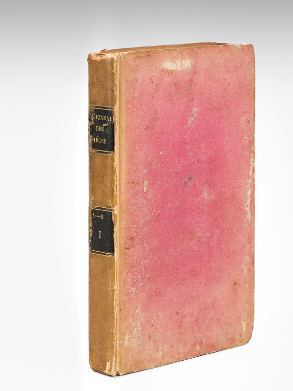 photo n°12 : Nouveau Dictionnaire Historique des Sièges et Batailles mémorables, et des combats maritimes les plus fameux, de tous les peuples du monde, anciens et modernes, jusqu'à nos jours. Tome I [ De la bibliothèque du Maréchal