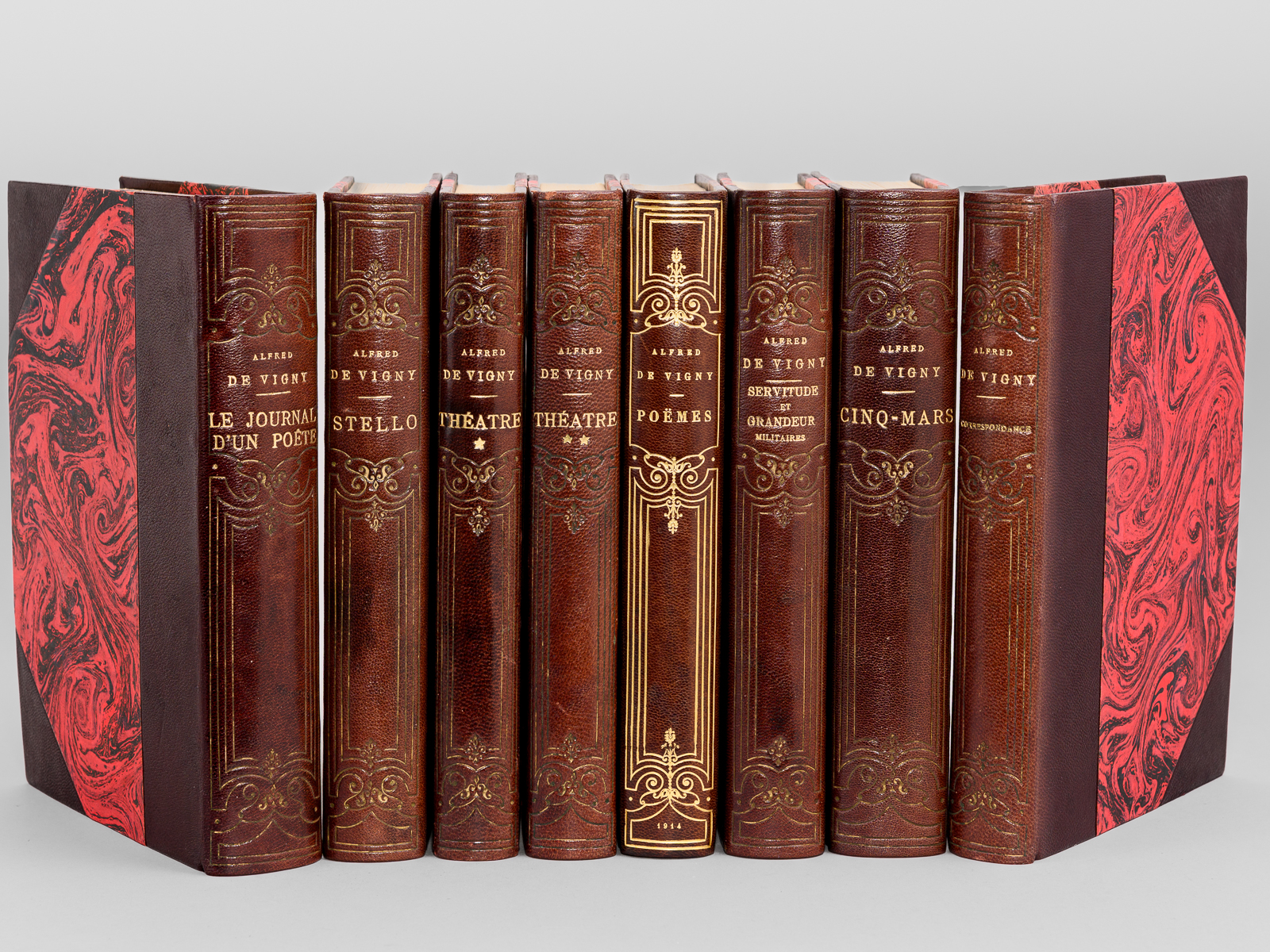 photo n°12 : Oeuvres complètes de Alfred de Vigny (8 Tomes - Complet) I : Poëmes.  Livre mystique - Livre antique - Livre moderne - Poëmes philosophiques - Suzannne - Héléna - Fragments inédits ; II : Servitude et Grandeur Militai