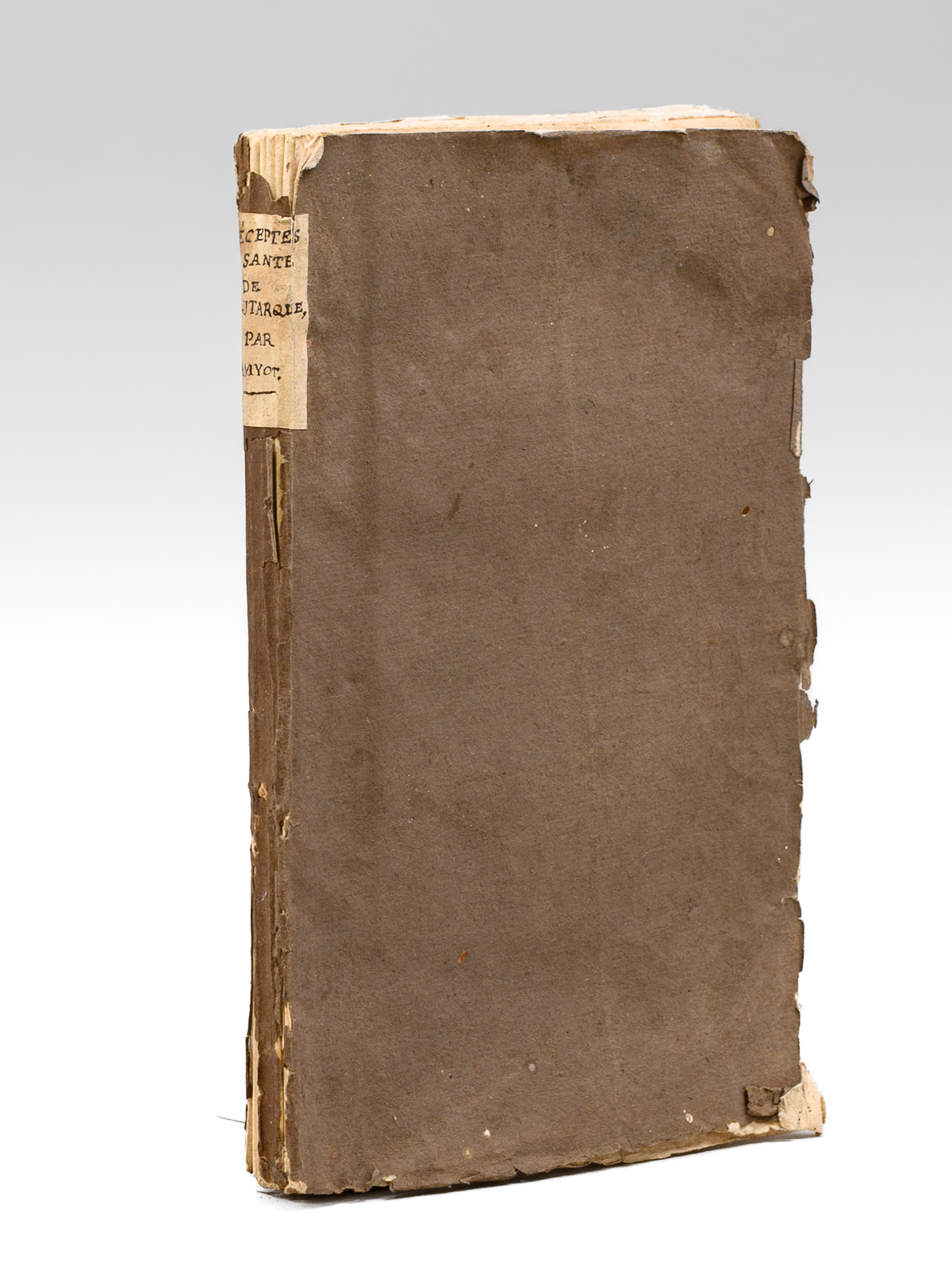 photo n&deg;9 : Les R&egrave;gles et Pr&eacute;ceptes de Sant&eacute;, de Plutarque, traduits du grec par Jacques Amyot, grand-aum&ocirc;nier de France