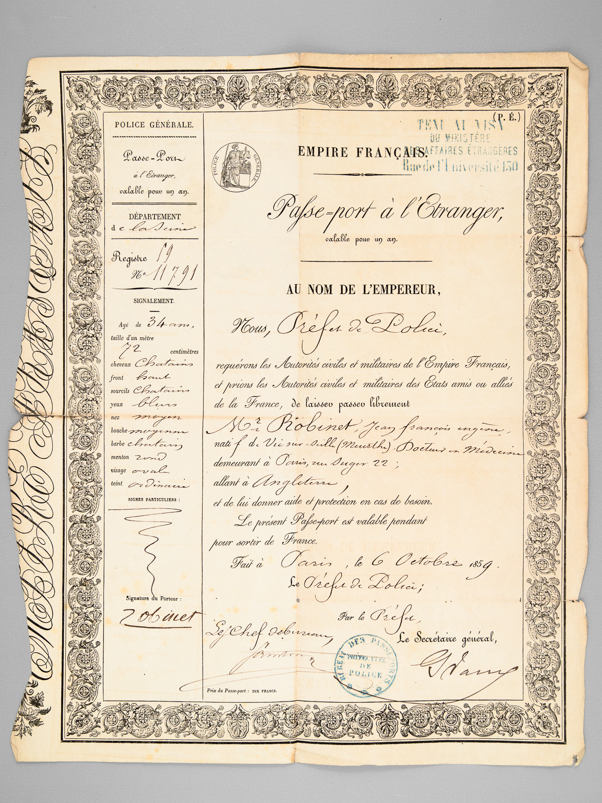 photo n°7 : [ Passeport pour l'Angleterre du médecin d'Auguste Comte, l'historien et homme politique Jean-François Eugène Robinet ] Passe-port à l'Etranger, valable pour un an. Au nom de l'Empereur, Nous, Préfet de Police, requ&eacu