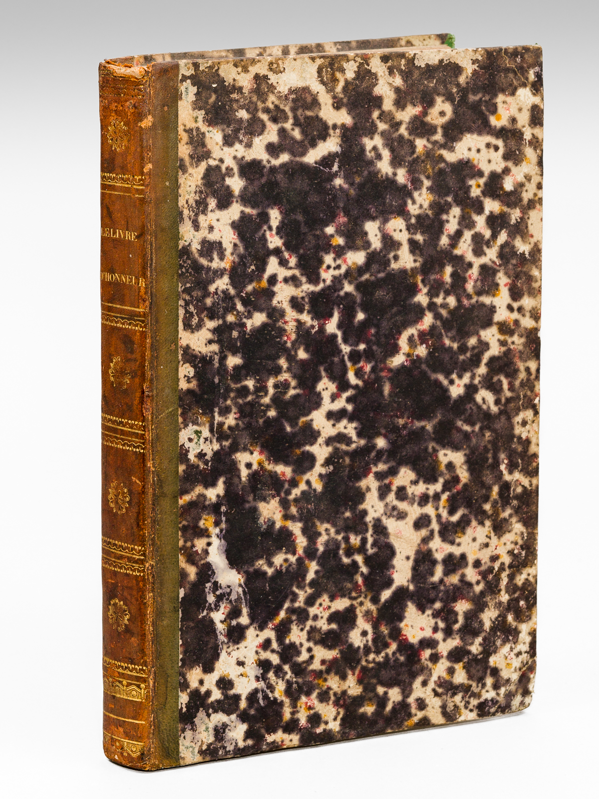 photo n°11 : Le Livre d'Honneur des Elèves de l'Université. Annuaire d'Emulation [ Edition originale ]