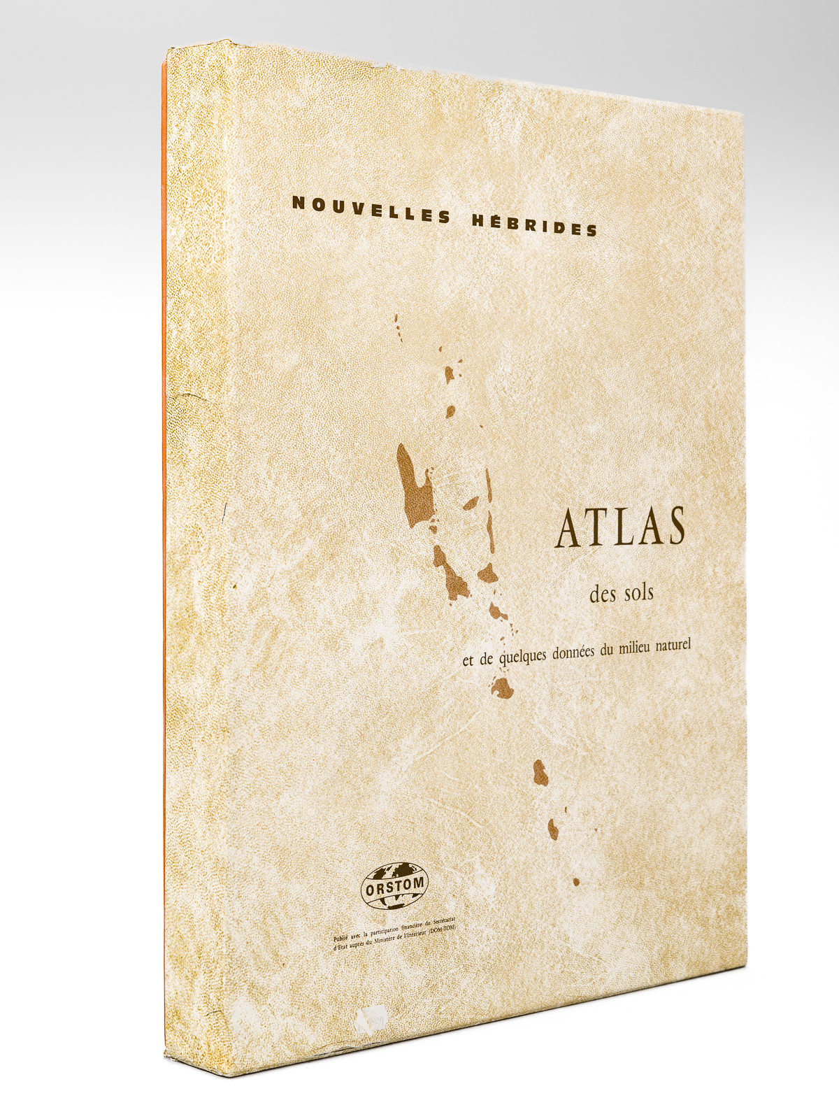 photo n°10 : Archipel des Nouvelles-Hébrides : Atlas des Sols et de quelques données du milieu naturel (Vaté ; Epi - Shepherd ; Ambrym - Aoba - Maewo - Pentecote ; Santo ; Malikolo ; Iles Banks et Torres ; Erromango - Tanna Aniwa - Anatom Foutouna
