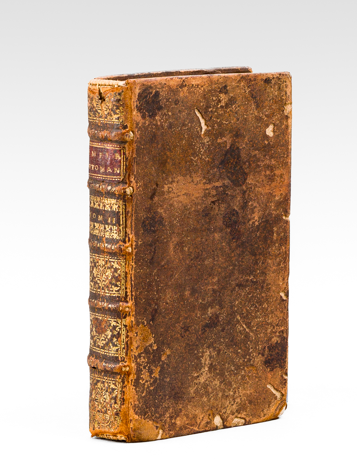 photo n°10 : Histoire de l'Empire Ottoman (Volume II contenant les tome III & IV) [ De la Bibliothèque de la Malmaison ] Contenant l'origine et les progrès des Turcs, les Vies et les Conquêtes de tous leurs Sultans, leurs Guerres, Sièges et