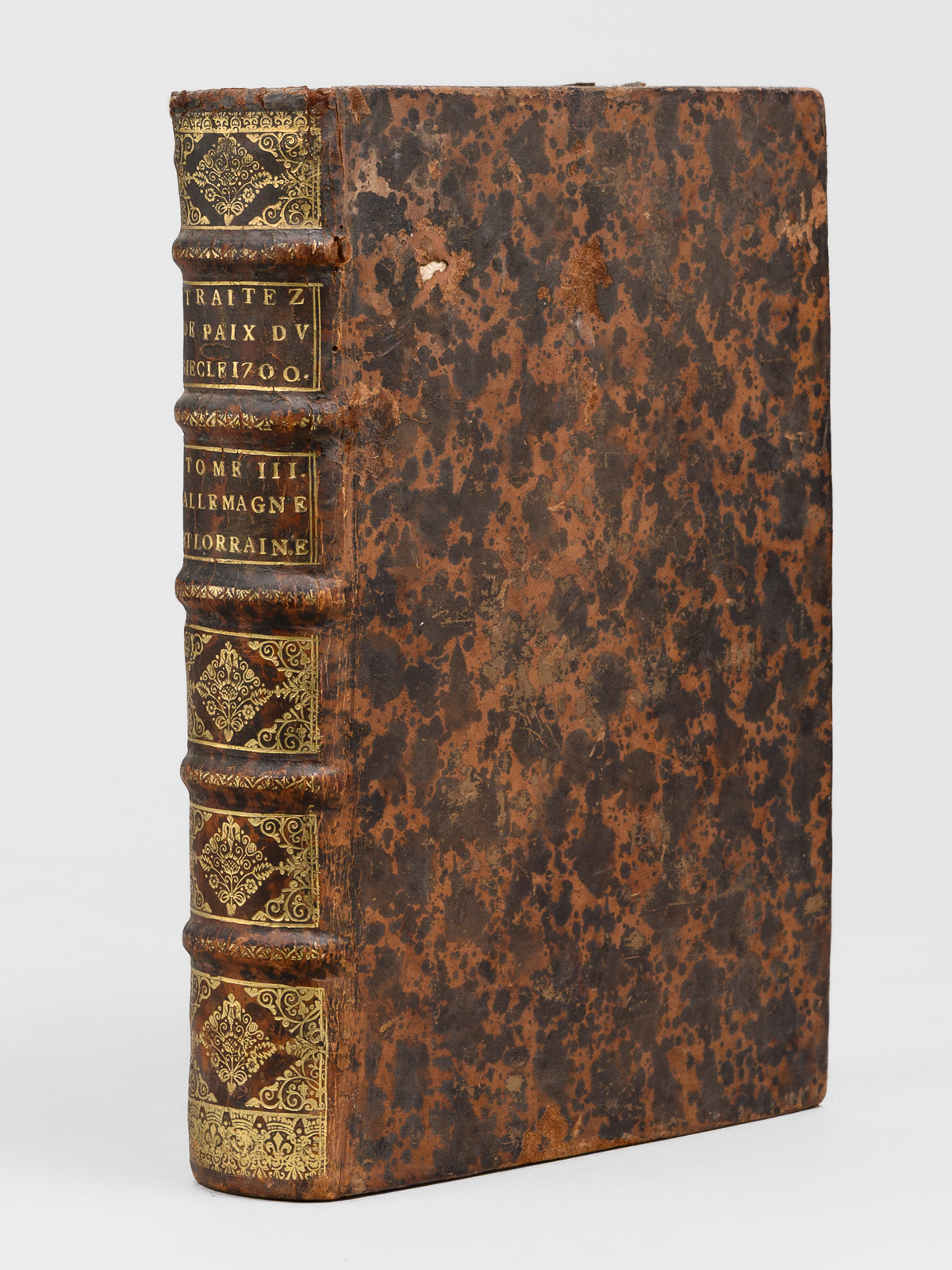 photo n&deg;14 : Recueil des Traitez de Paix, de Tr&ecirc;ve, de Neutralit&eacute;, de Confederation, d'Alliance, et de Commerce, faits par les rois de France. Tome Troisieme [ Contient : ] Trait&eacute;s avec l'Empereur, les Electeurs & les Princes & Etats de l'Empire, l