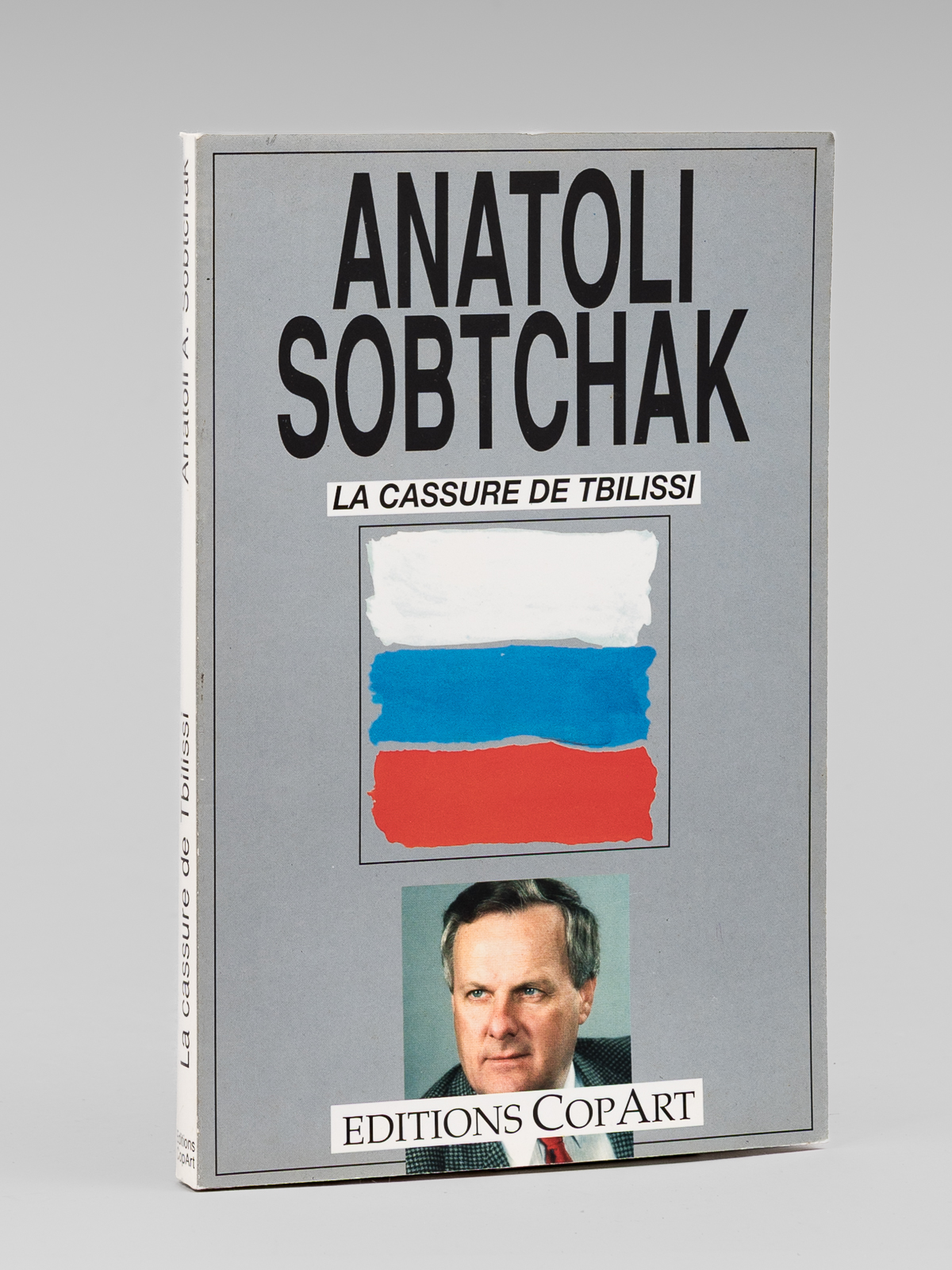 photo n°9 : La Cassure de Tbilissi ou le dimanche sanglant de 1989 [ Livre dédicacé par l'auteur à Maurice Druon ]
