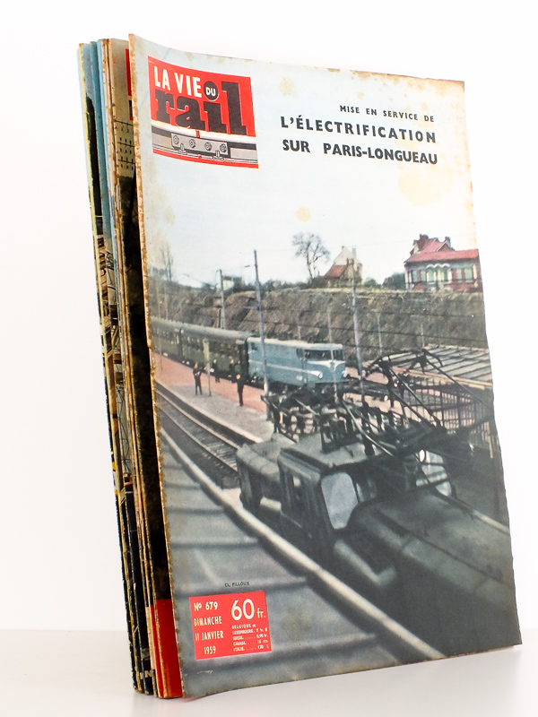 photo n°16 : La Vie du Rail [ lot de 10 numéros avec des articles relatifs aux chemins de fer, réseau Paris Nord et Picardie ] : n° 679 mise en service de l'électrification sur Paris-Longueau (janvier 1959) ; n° 724 électrification