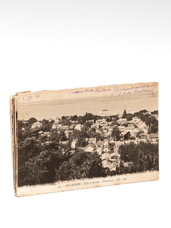 photo n°18 : [ Lot de 14 cartes postales anciennes d'Arcachon ] 29 Arcachon La jetée et le Boulevard Promenade BR 271 - 66 Arcachon Côte d'Argent Une allée dans la Forêt BR 531 - 270 Arcachon La Plage des Abatilles - 87 Arcachon Effet de Vagu