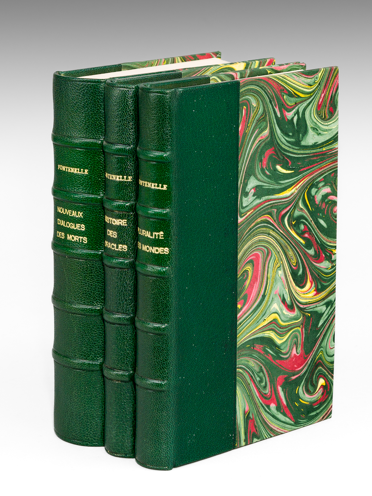 photo n°12 : Entretiens sur la Pluralité des Mondes [ Avec : ] Histoire des Oracles [ Avec : ] Nouveaux Dialogues des Morts