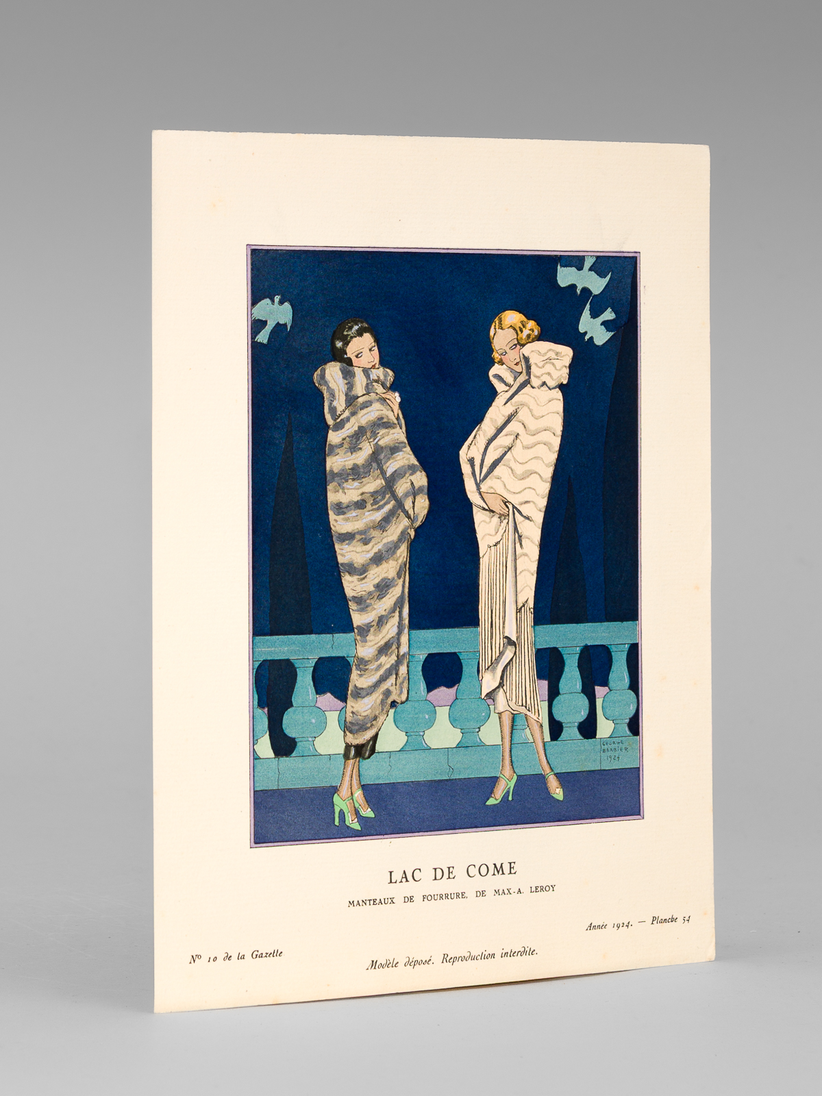 photo n°4 : Lac de Côme. Manteaux de Fourrure de Max.-A. Leroy (Planche 54 - Gazette du Bon Ton. Art - Modes & Frivolités. Année 1924 - Numéro 10)