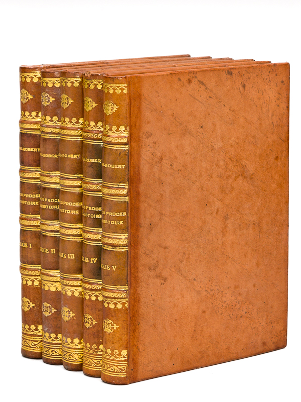 photo n°12 : Les Grands Procès de l'Histoire (5 Tomes) 1ère Série : Le procès de Marie-Stuart. L'affaire Cinq-Mars. Le procès de Nicolas Foucquet, un profiteur du grand siècle. Voltaire défenseur de Calas. Le proc&egrav