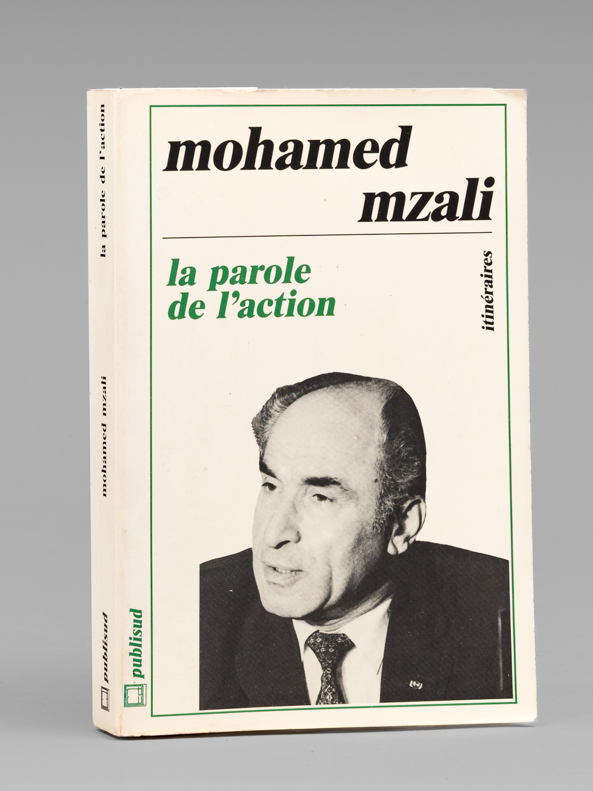 photo n°9 : La Parole de l'Action. Conversation avec Xavière Ulysse [ Livre dédicacé par l'auteur à Maurice Druon ]