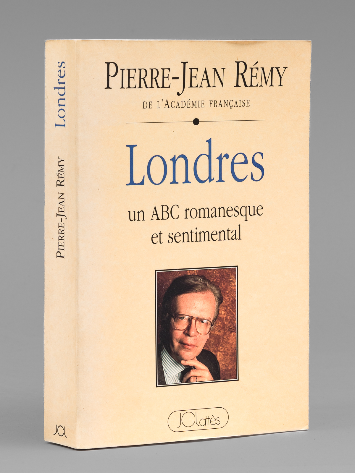 photo n&deg;9 : Londres : un ABC romanesque et sentimental [ Livre d&eacute;dicac&eacute; par l'auteur &agrave; Maurice Druon ]