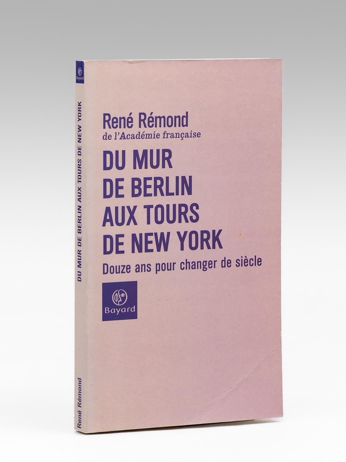 photo n°10 : Du Mur de Berlin aux Tours de New York. Douze ans pour changer de siècle [ Livre signé par l'auteur - Envoi à Maurice Druon ]
