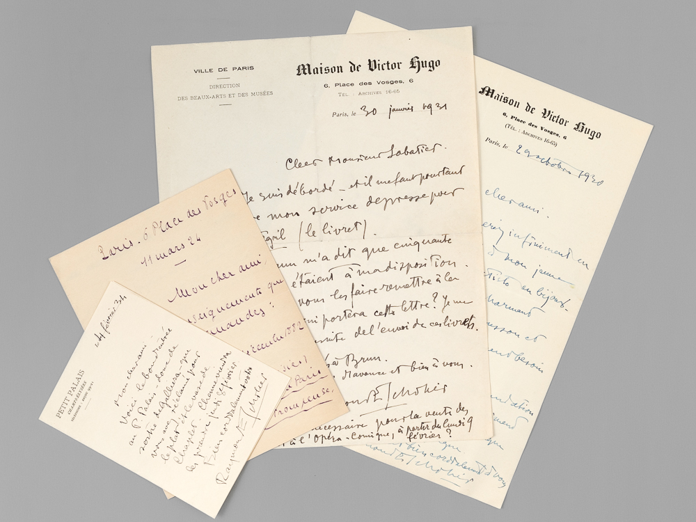 photo n&deg;8 : [ Lot de 4 lettres autographes sign&eacute;es ] 1 L.A.S. de 3 pages, dat&eacute;e du 11 mars 1924&nbsp;: Raymond Escholier y pr&eacute;sente un bref curriculum vitae, avec le d&eacute;tail de ses oeuvres, ses collaborations aux journaux et ses d&eacute;co
