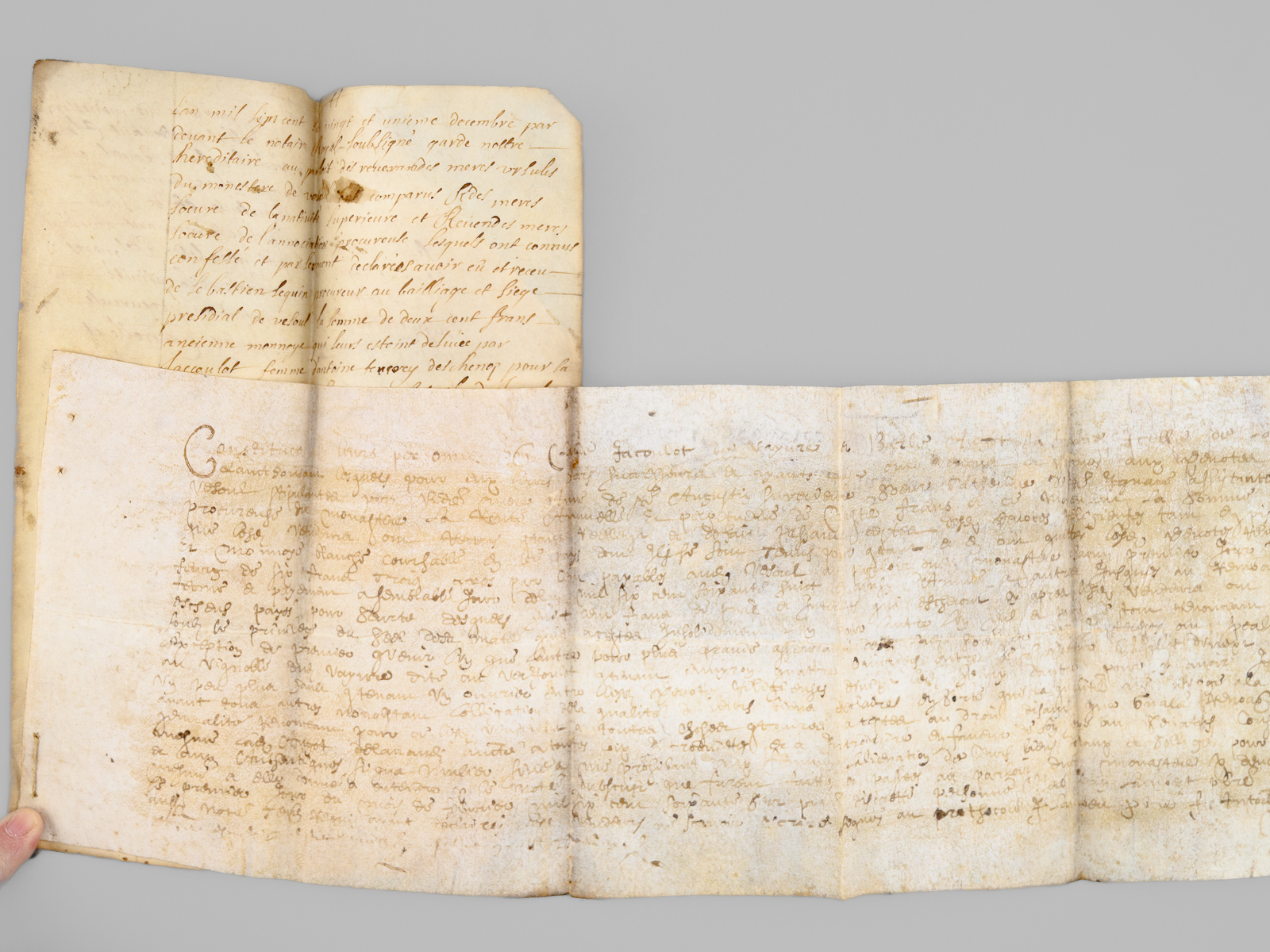photo n&deg;5 : [ Manuscrit : Acte de Constitution de Rente au profit des Dames Religieuses de Ste Ursule de Vesoul, capital de 1600 livres, rente de 8 livres due par les d&eacute;biteurs Claude Jacoulot le Jeune et Barbe Hugot sa femme, terme au 1er fevrier 1667 et Acte
