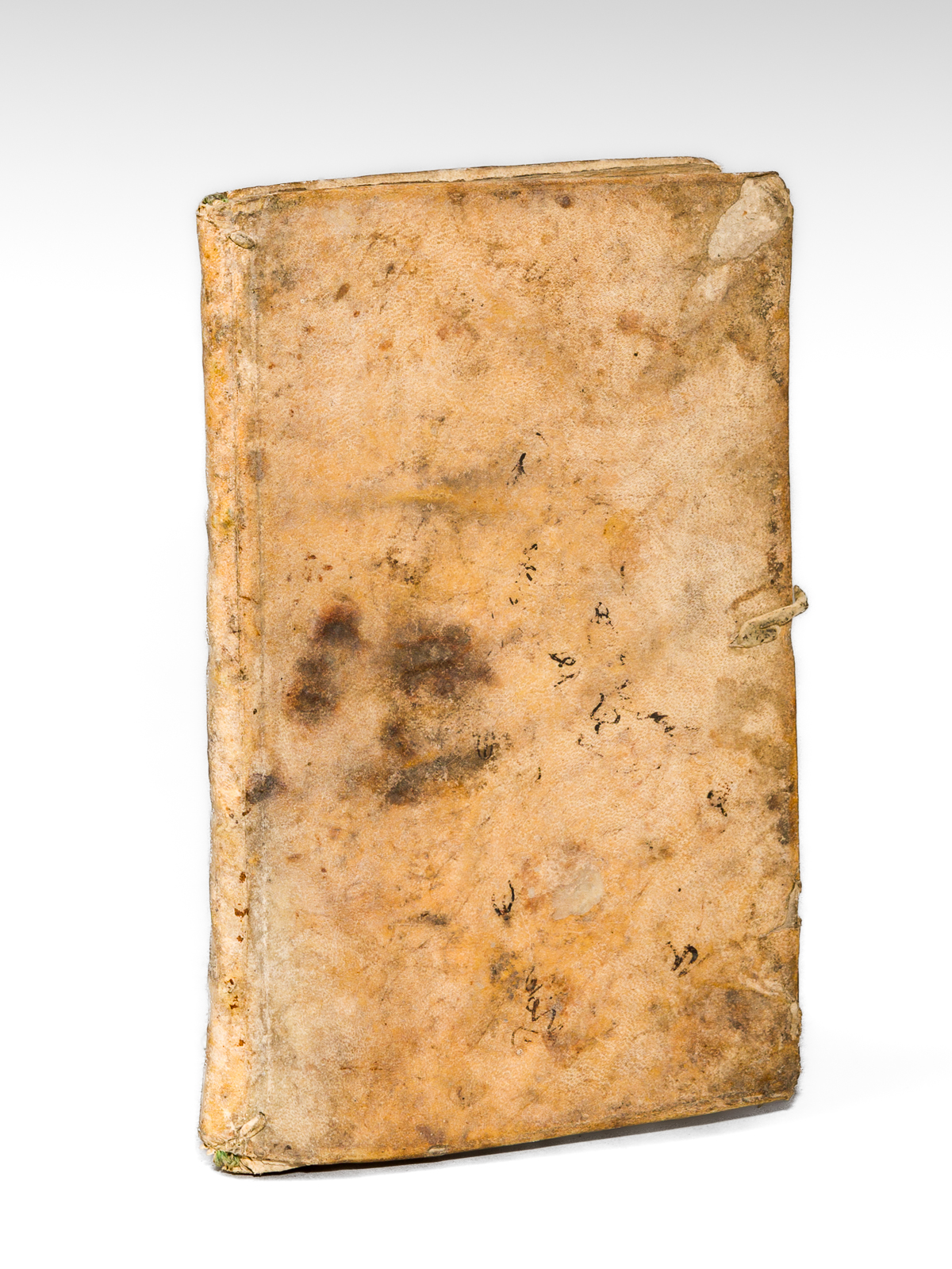 photo n°11 : Manuscrit du XVIIIe siècle d'un 'Dictionnaire des Chasseurs' et recettes pour les chiens blessés ou malades, et livre de compte