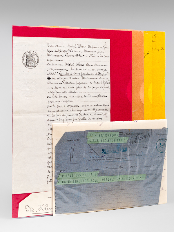 photo n°13 : [ Contrat d'édition et correspondance de Michel Klimo avec son éditeur J. Maisonneuve à propos de son ouvrage : 'Légendes et Contes populaires de Hongrie'] Contrat d'édition signé entre Michel Klimo, Professeur au